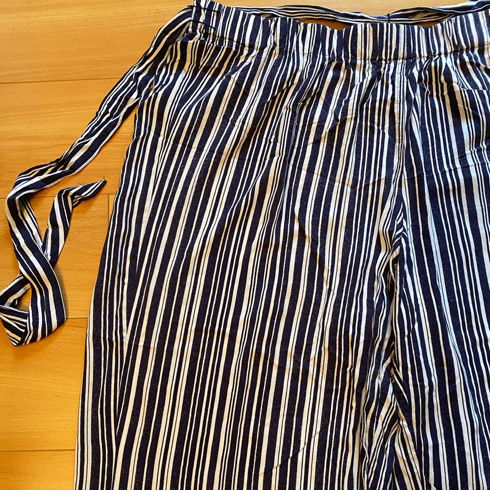 Terra & Sky Navy and White Cropped Wide Leg Pants slide-on Stripes Tie Belt 1X - Picture 4 of 9